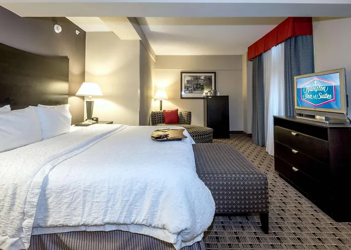 Hampton Inn & Suites Montgomery-Downtown