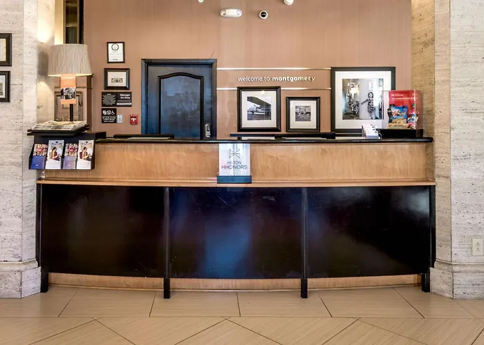 Hampton Inn & Suites Montgomery-Downtown