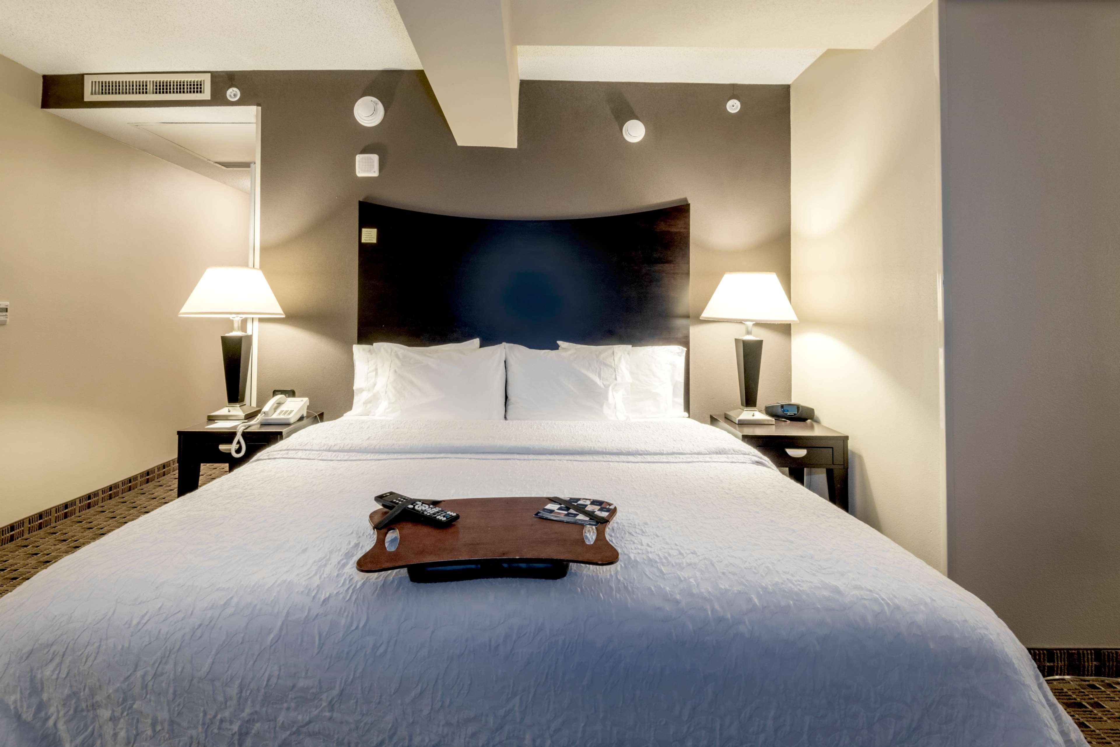 Hotel Hampton & Montgomery-downtown