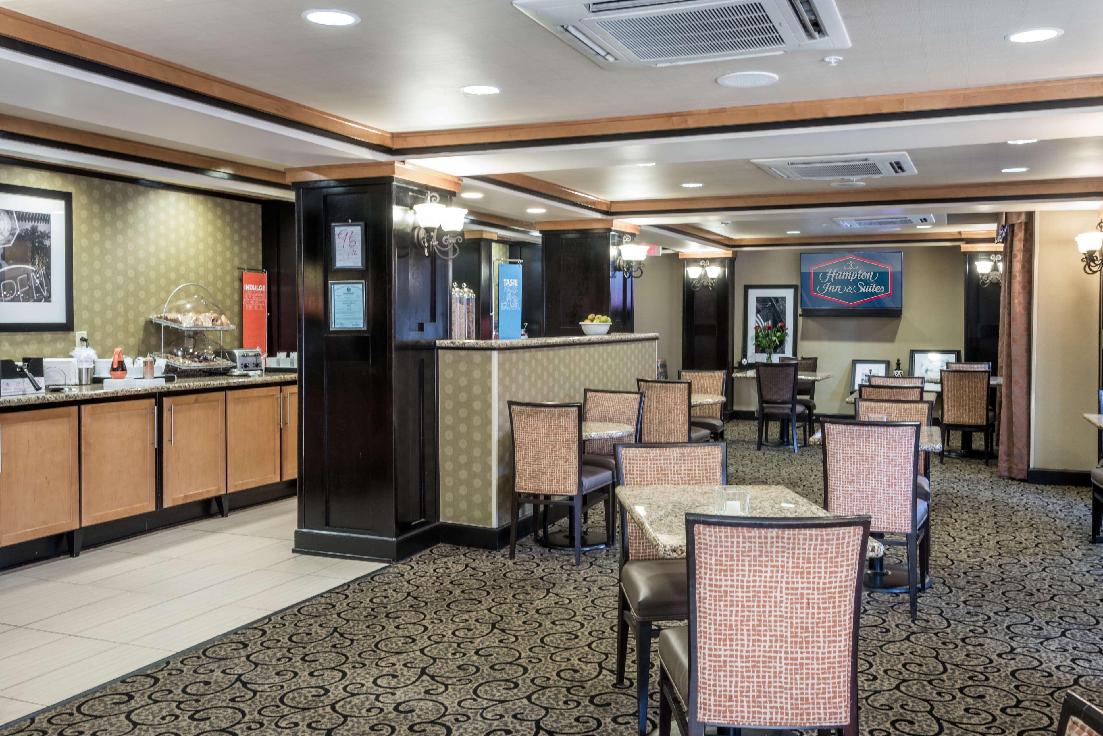 Hampton & Montgomery-downtown Hotel