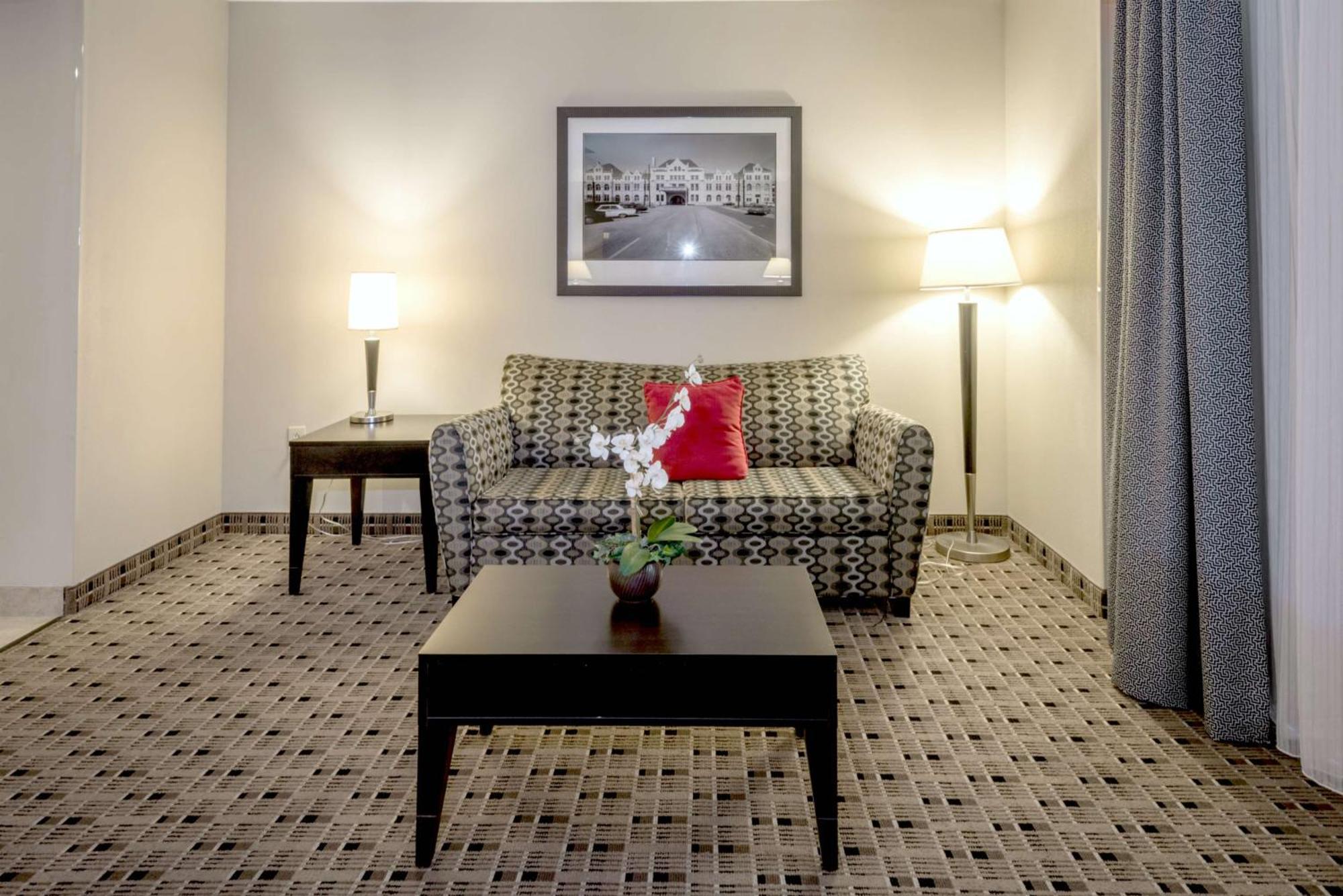 Hotel Hampton & Montgomery-downtown 3*