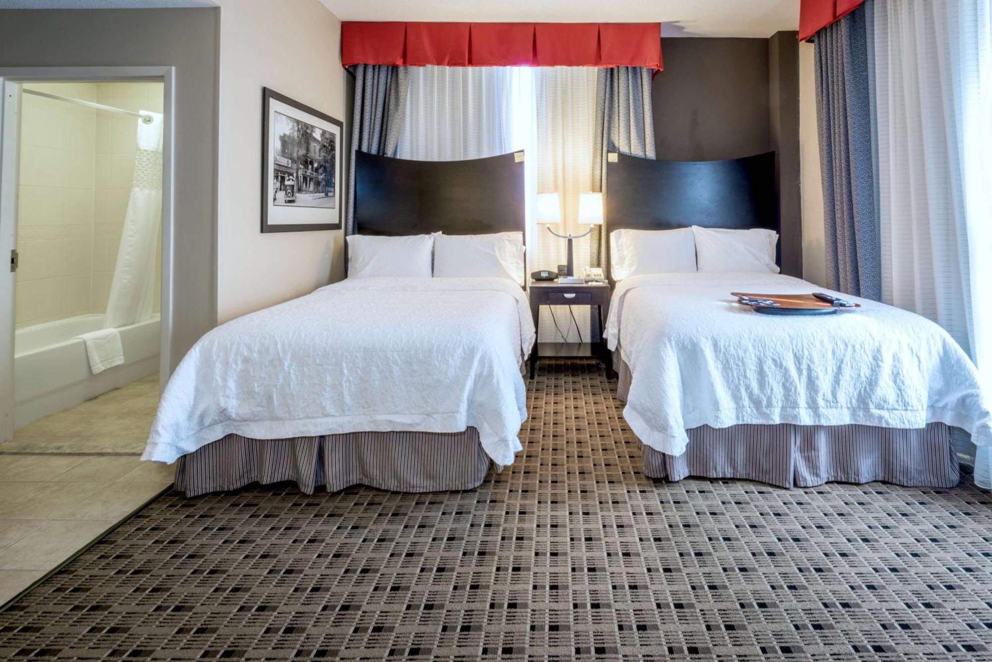 Hampton & Montgomery-downtown 3*