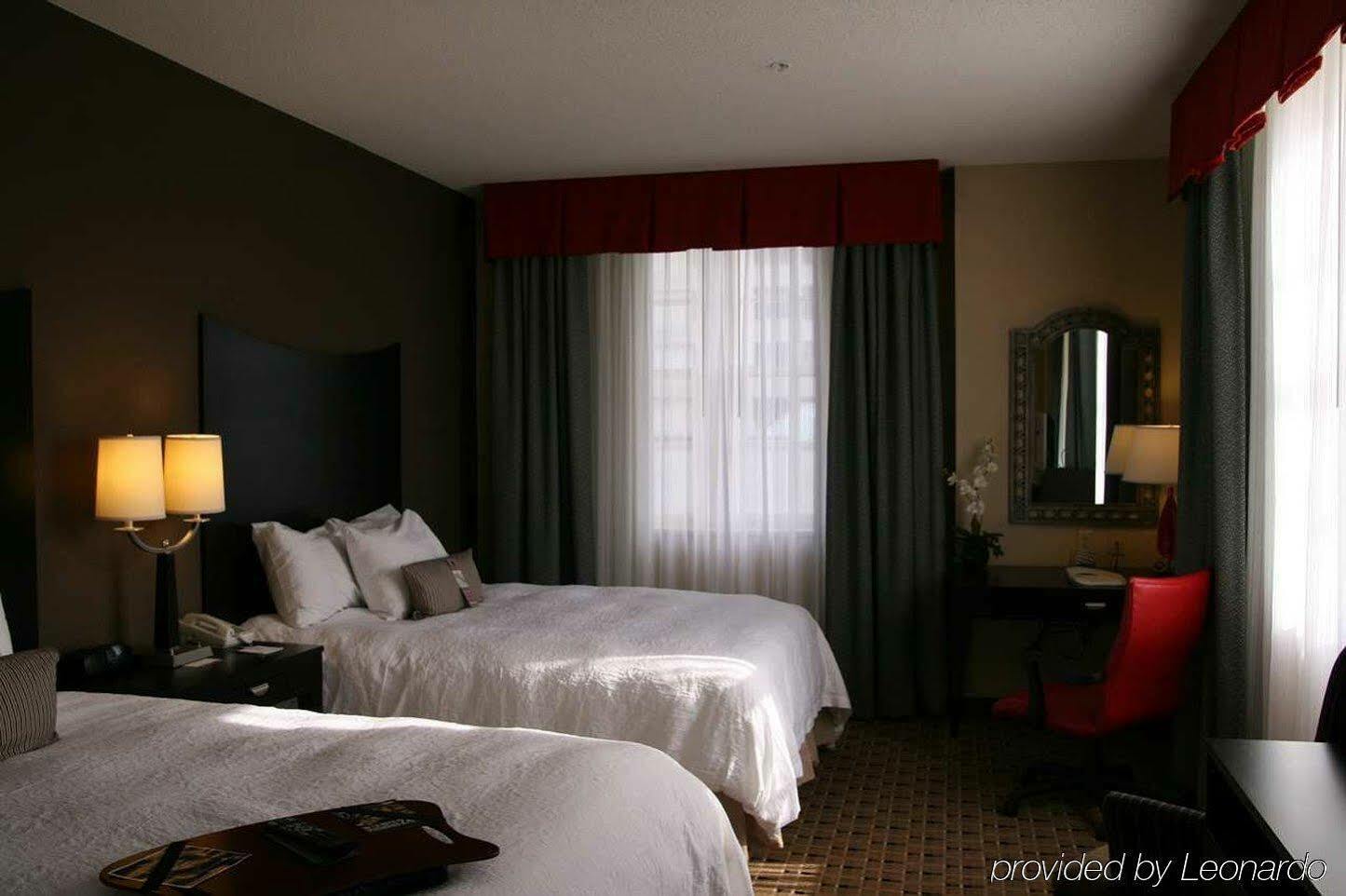Hampton & Montgomery-downtown 3*